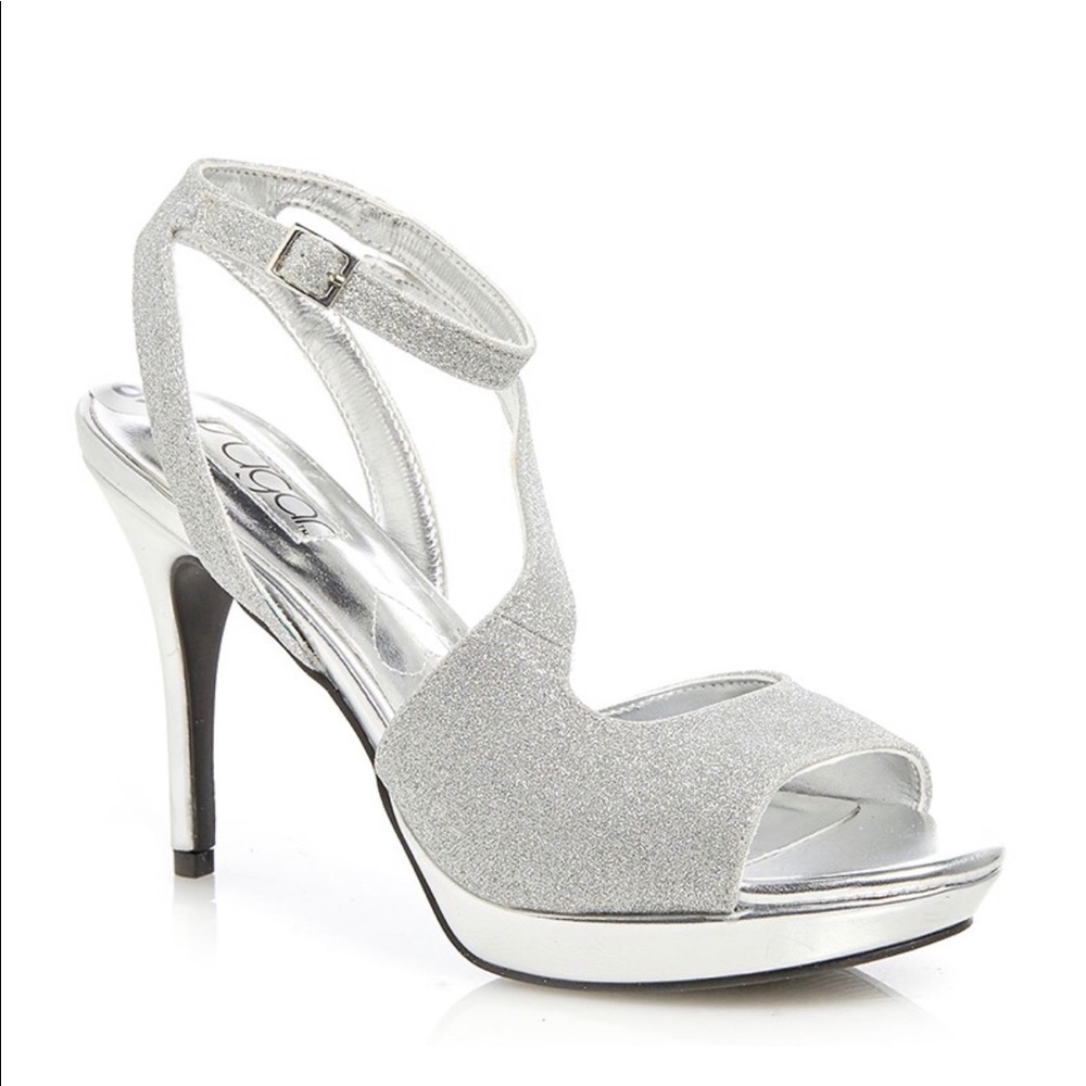 🆕  Sparkling Strap Heels size size 8-9 Silver